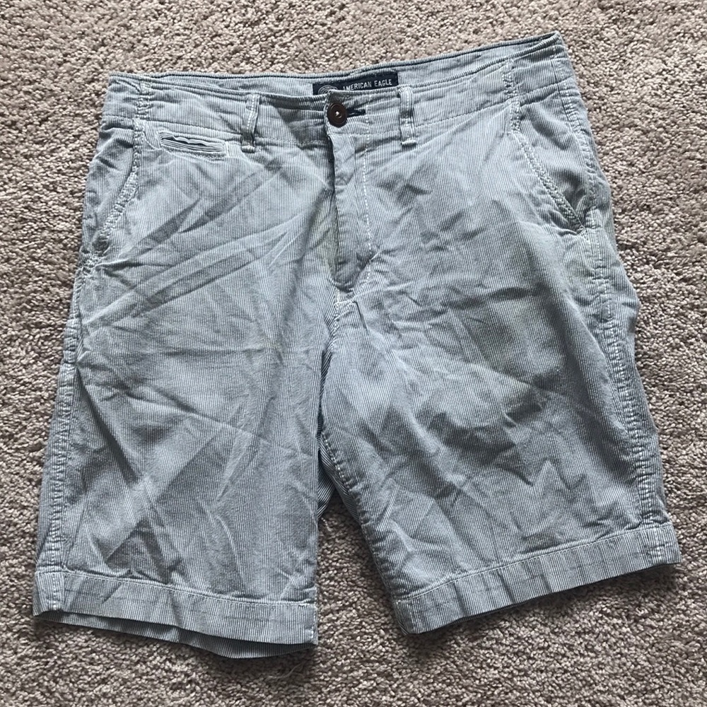American Eagle 30 seersucker shorts!